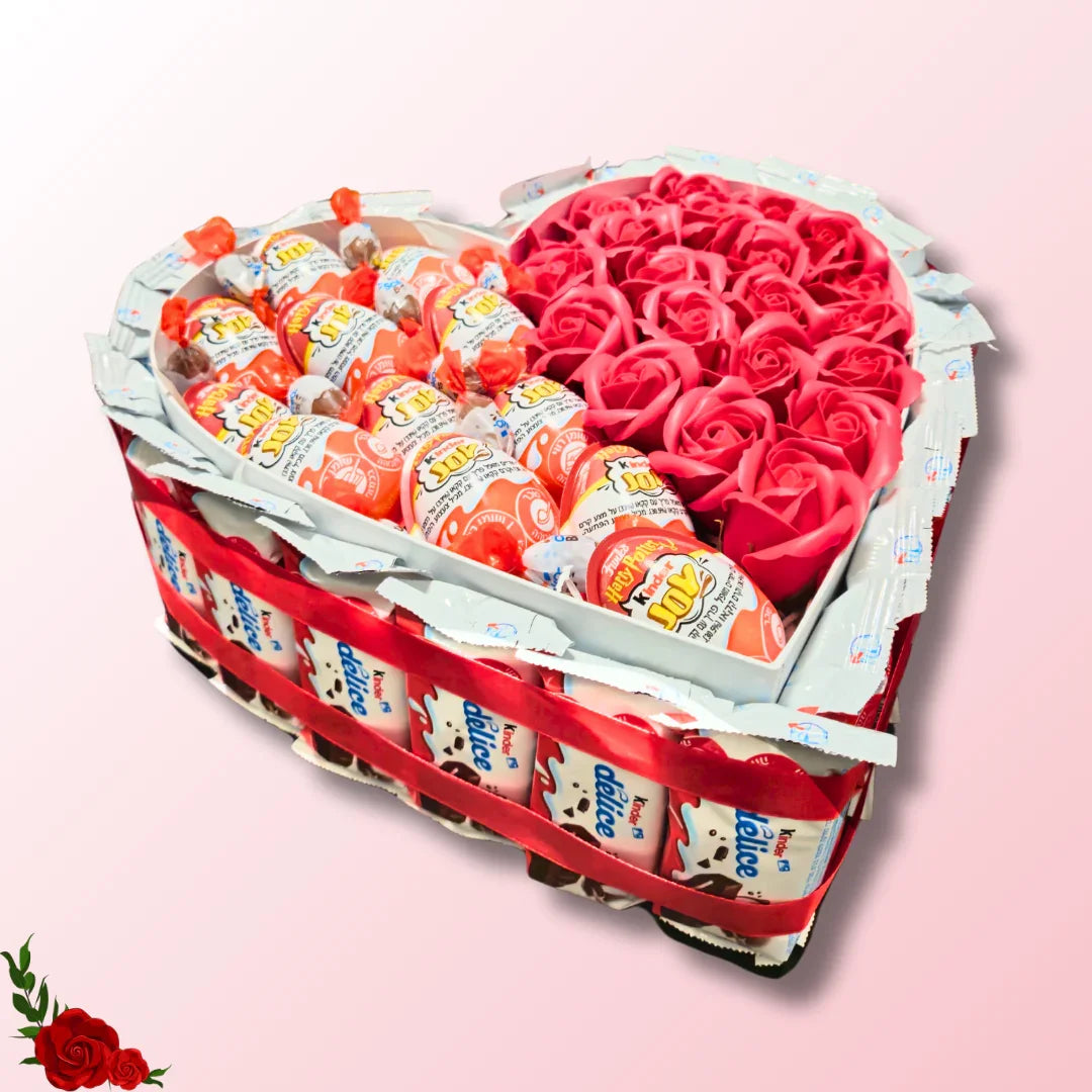 מארז "ורד" - מארז קינדר ענק בצורת לב עם פרחים | שוקולטי