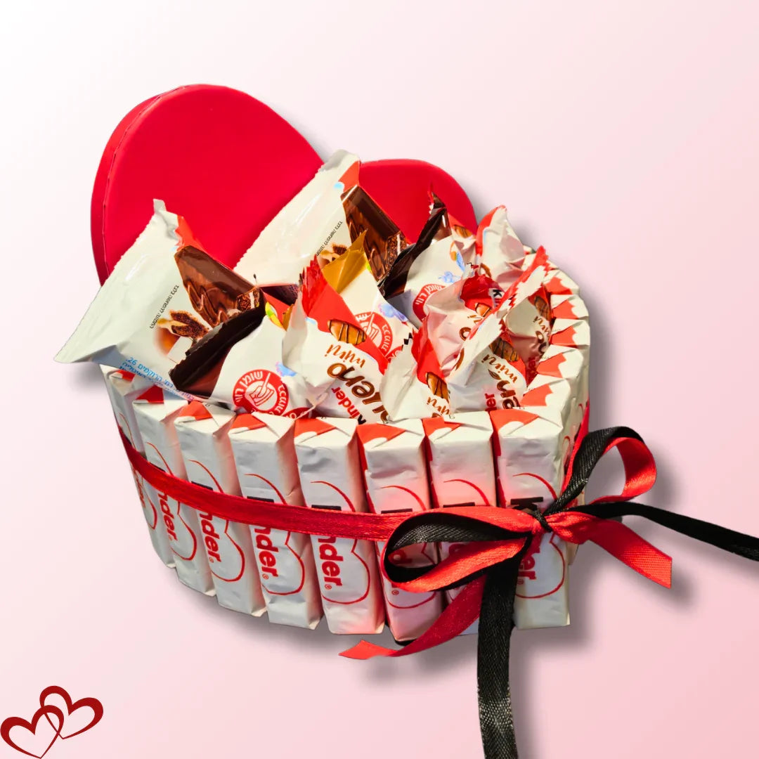 מארז "איריס" - מארז קינדר קטן בצורת לב | שוקולטי