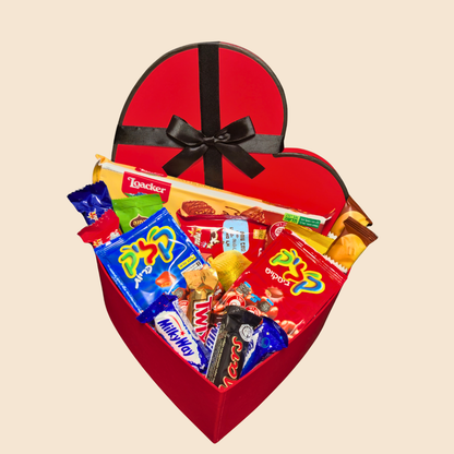 מארז "לנה" - מארז שוקולדים בצורת לב | שוקולטי