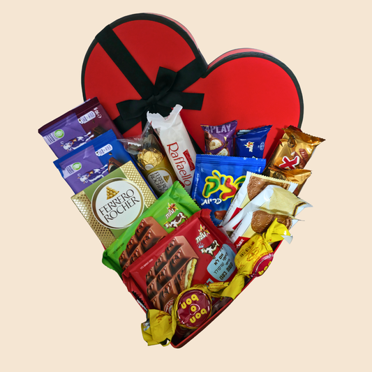 מארז "תגל" - מארז לב מלא בשוקולדים איכותיים