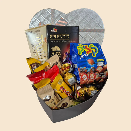 מארז "אהרון" - לב שוקולדים כשר למהדרין - כשר לפסח | שוקולטי